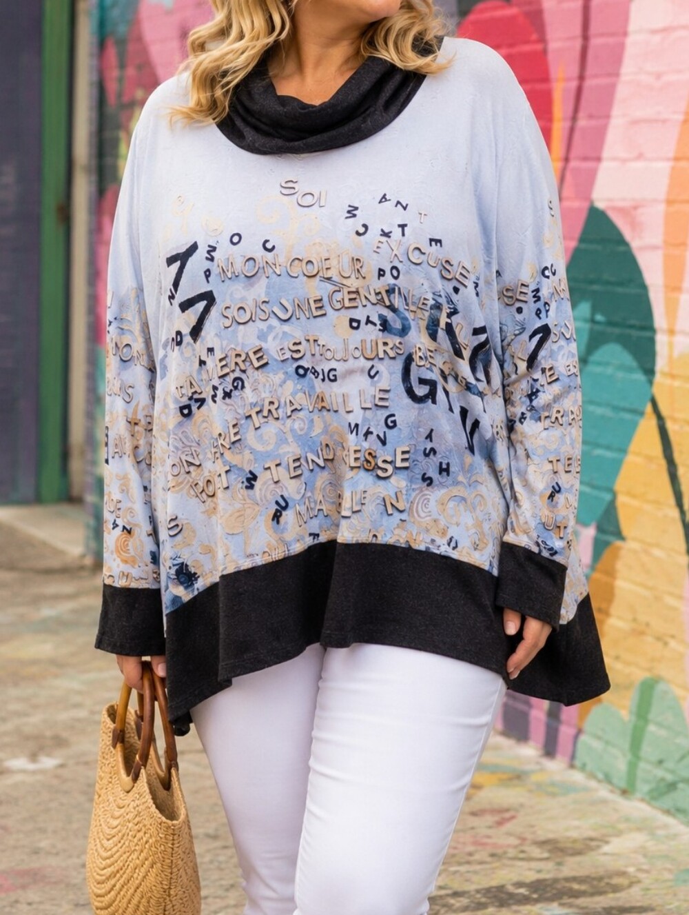 NWT Dolcezza Plus Size Abstract Graphic Print Cowl Neck Tunic Top Stretchy